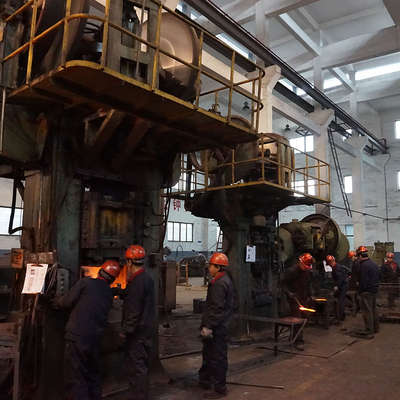 গরম Forging